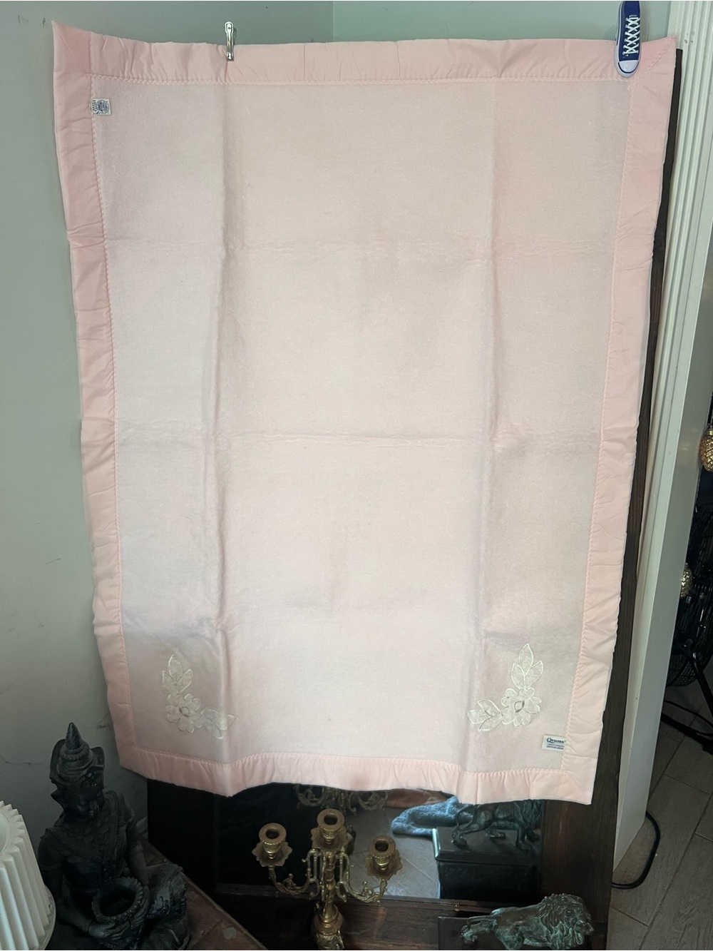 Quiltex Light Pink Embroidered Vtg Baby Blanket Brand new